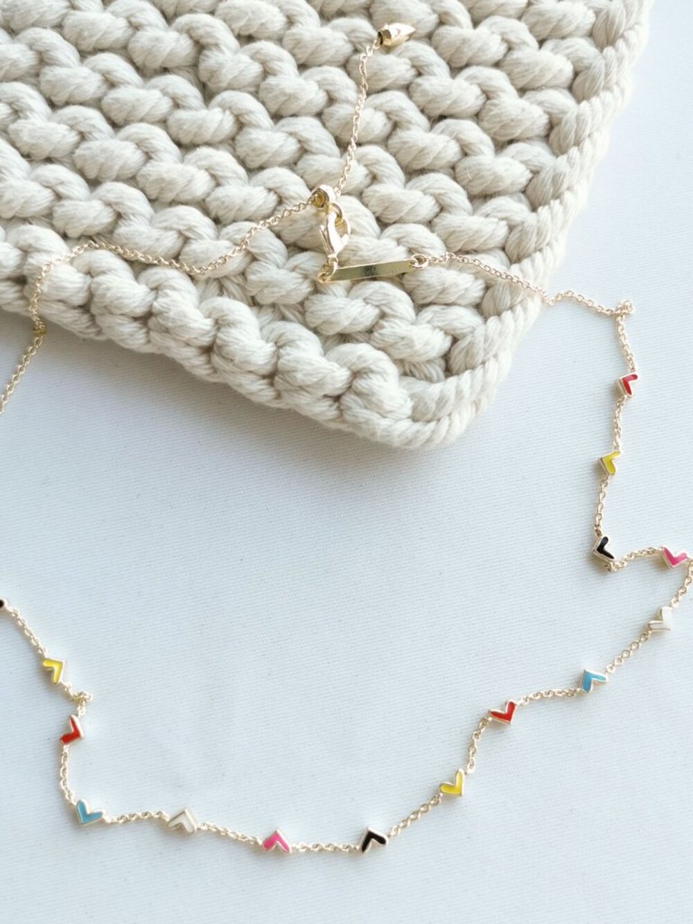 Kendra Scott Haven Heart Gold Multi Mix Enamel Strand Necklace - Picture 3 of 4